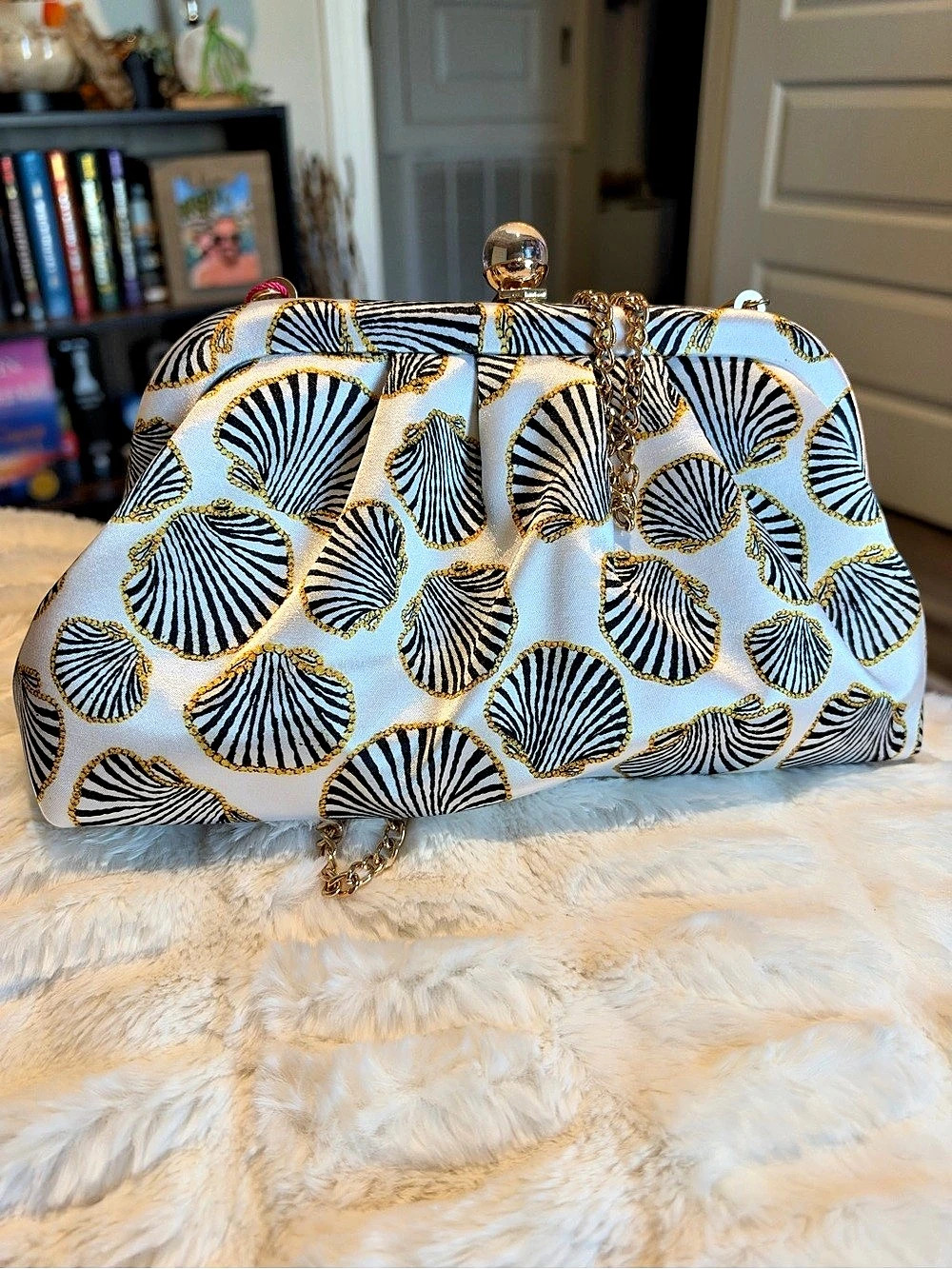 Isaac Mizrahi Shell Print Clutch in White & Black NWT